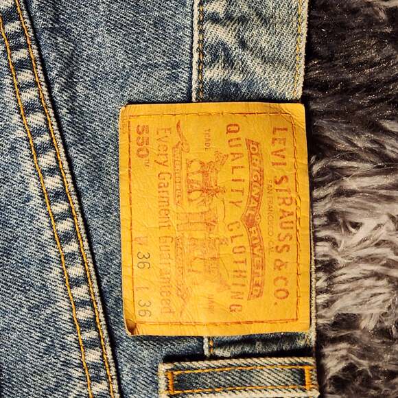 Vintage Levi's 550 Relaxed Fit Jeans Men's Light Wash 36x36 - Picture 11 of 11